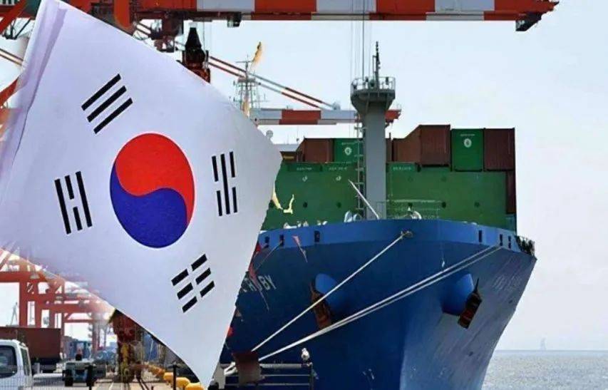 五大联赛冠军_选中国还是选美国？拒绝中方九三阅兵邀请后五大联赛冠军，李在明转头将连访两国，野心暴露无疑！