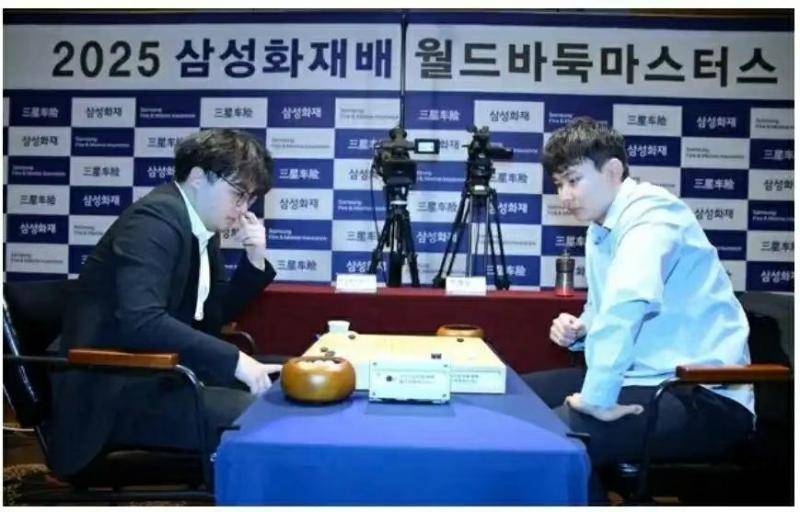 皇冠信用网开通
_三星杯|“00后”闪耀 中国棋手连续三届包揽冠亚军